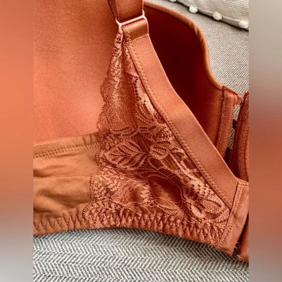 Auden Lightly-Lined Balconette Underwire Bra - Size 46D NWT - Picture 6 of 13